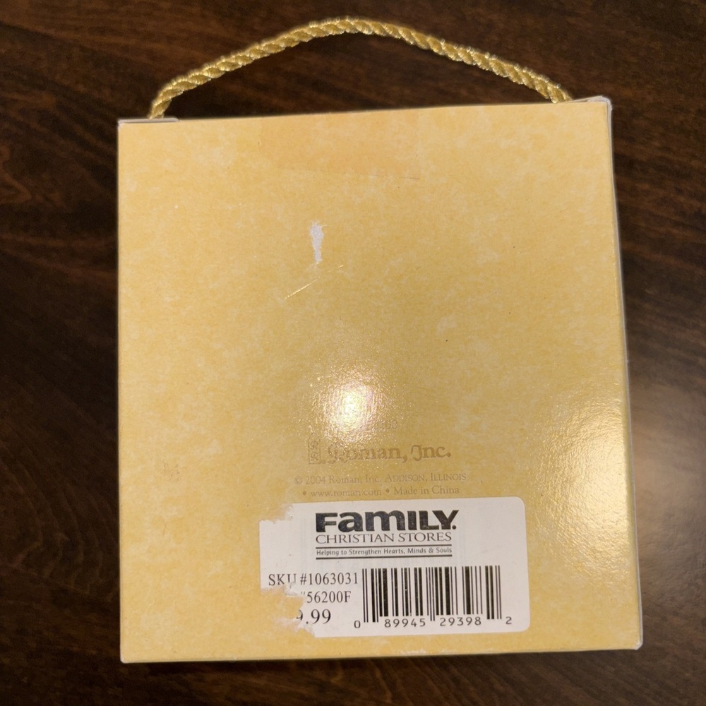 Fontanini Songbook Ornament Joy To The World Holy Family By Roman Inc. 2004 - Picture 5 of 6